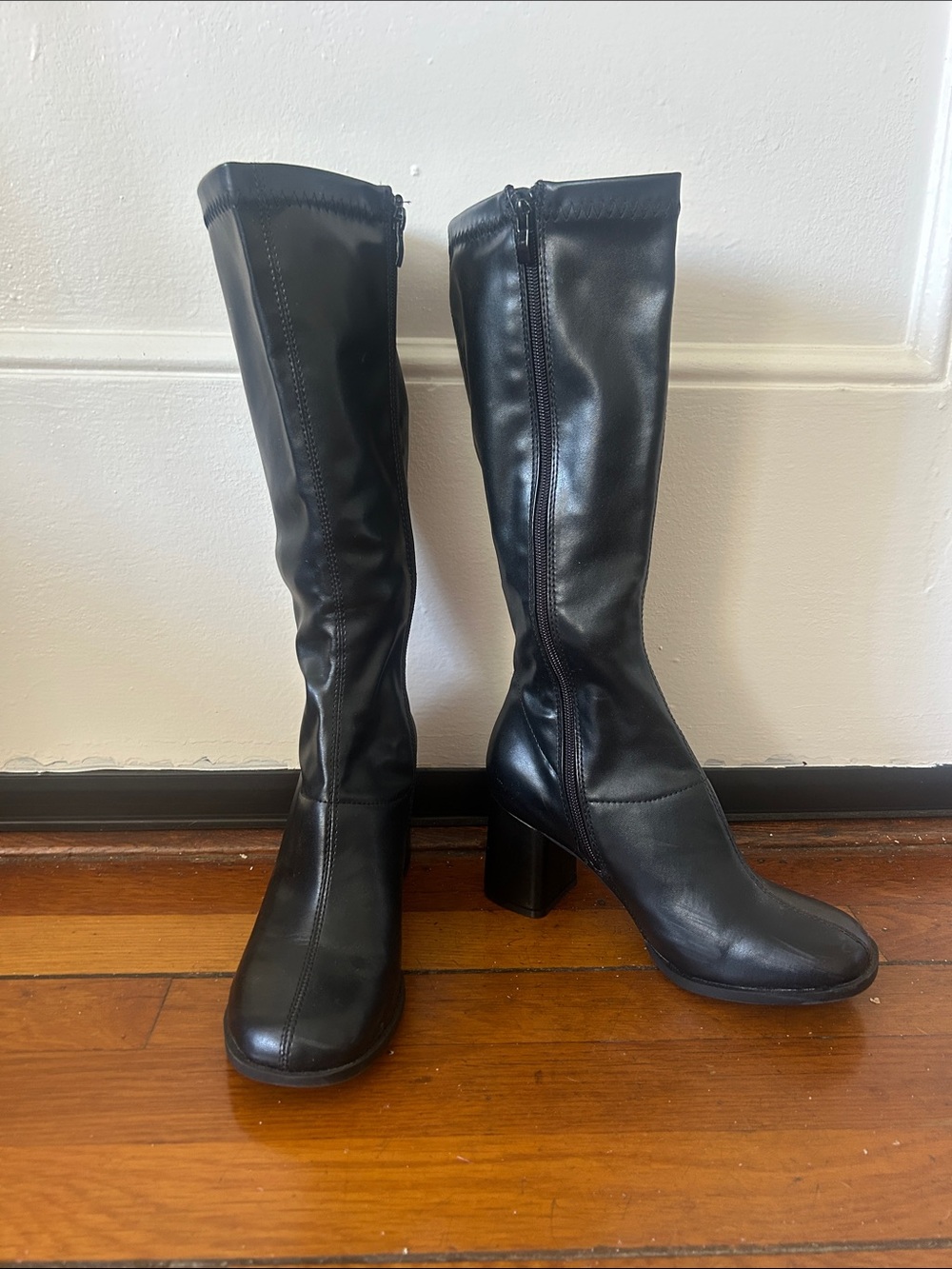 Women's Black Mid-Calf Block Heel Boots